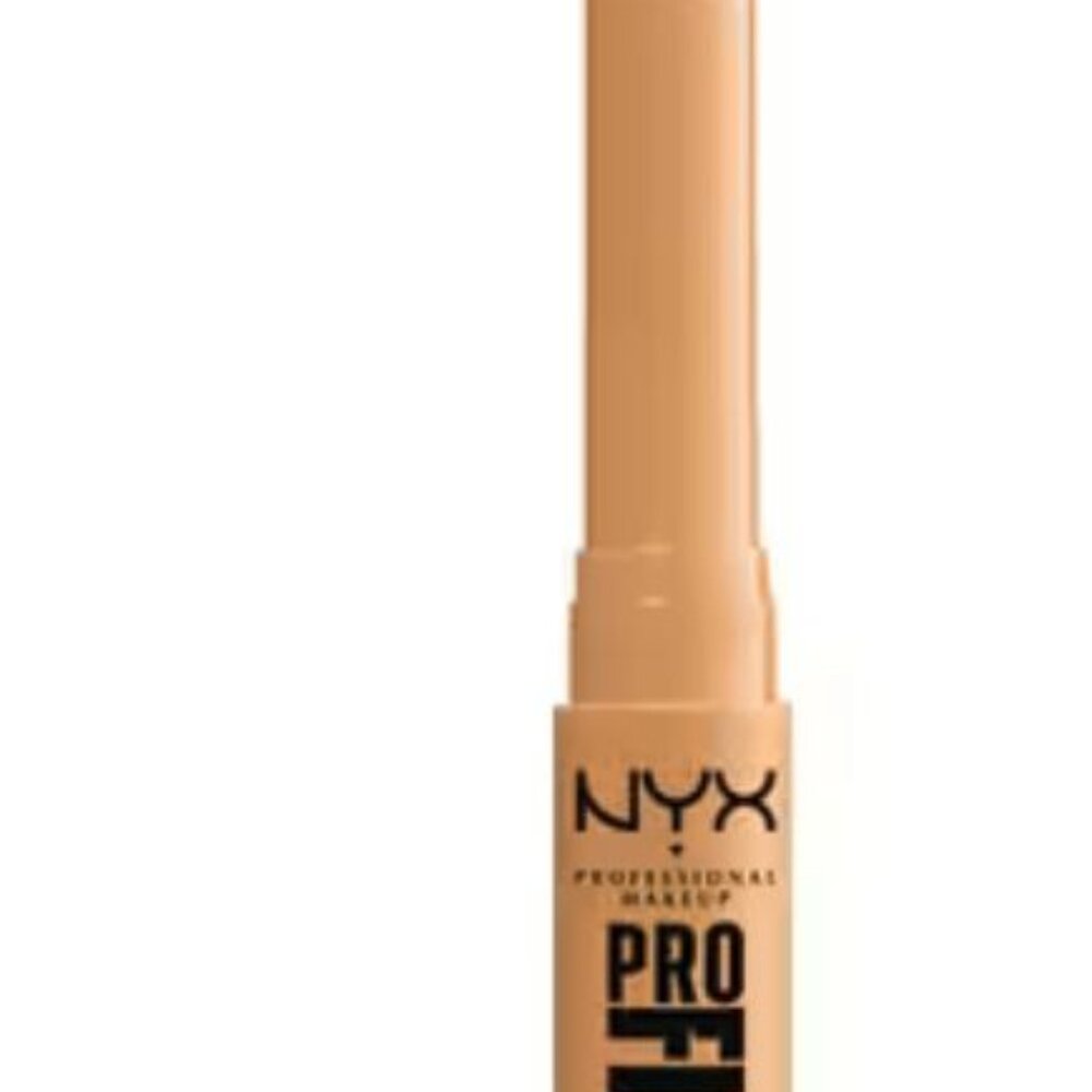 Pro Fix Stick Correcting Concealer, Infused with hyaluronic acid, Cream formula